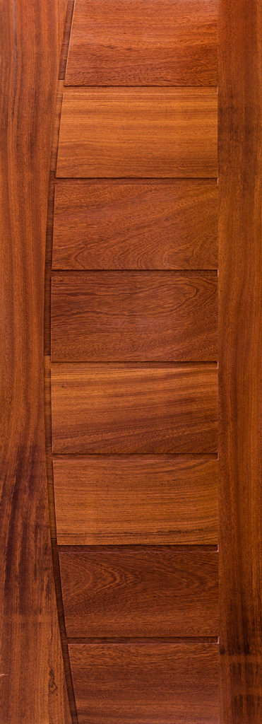 Porta clean com detalhe abaulado